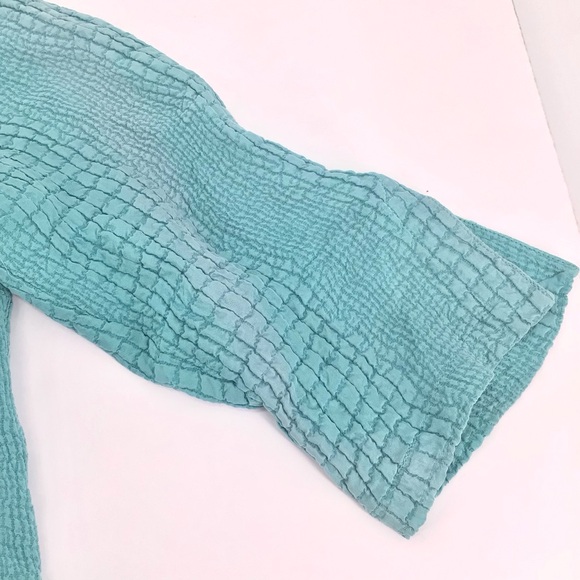 Citron Santa Monica Light Green Short Sleeve 100% Silk Lightweight Blouse PM - Picture 8 of 14